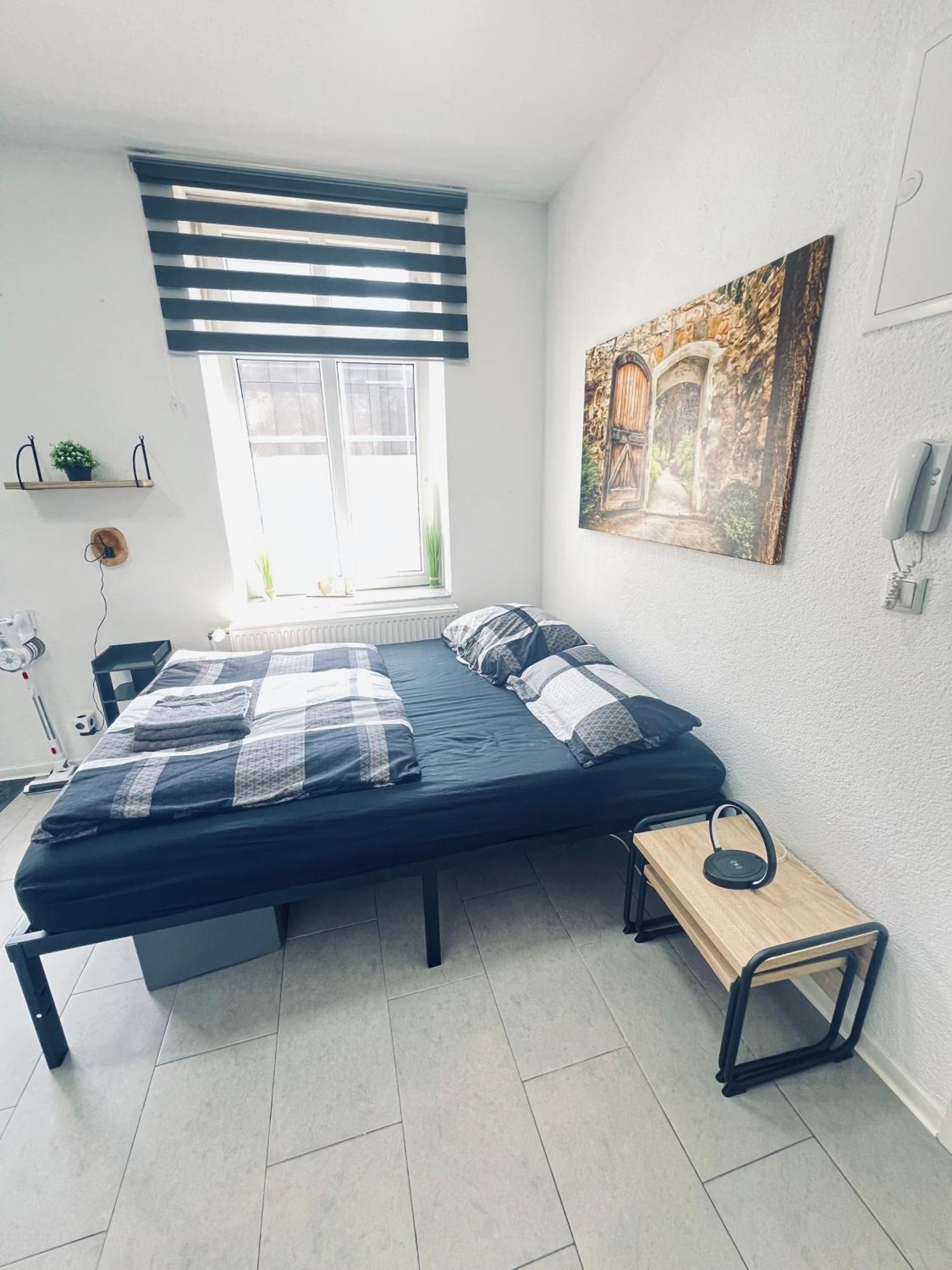 Traumhaftes 1-Zi Apartment Mit Gartennutzung Naehe Krefeld Hbf Exteriör bild